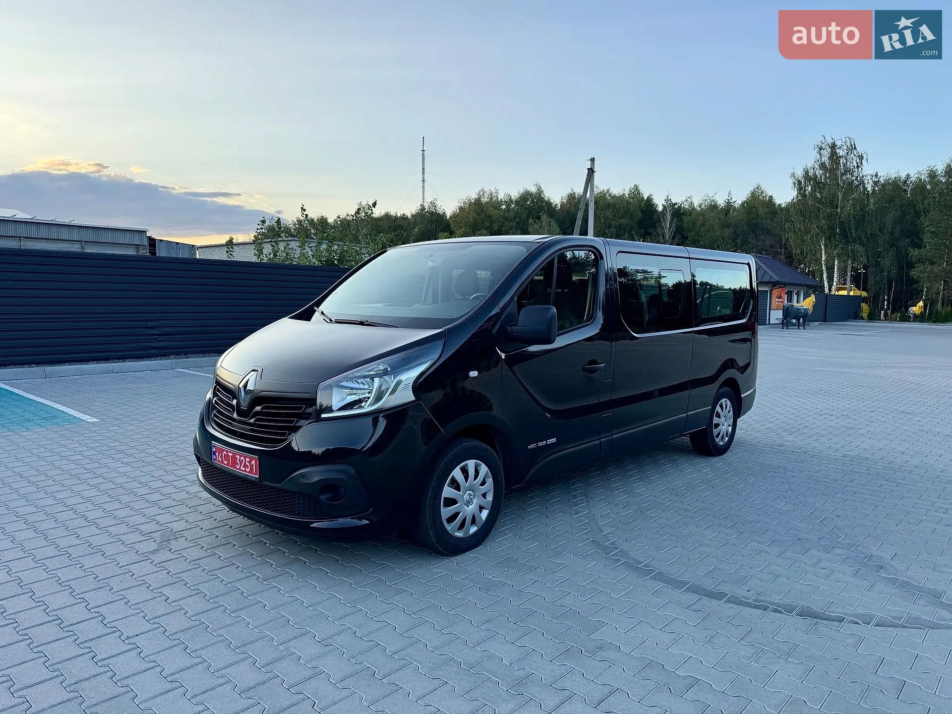 2017 Renault Trafic - мініатюра 18