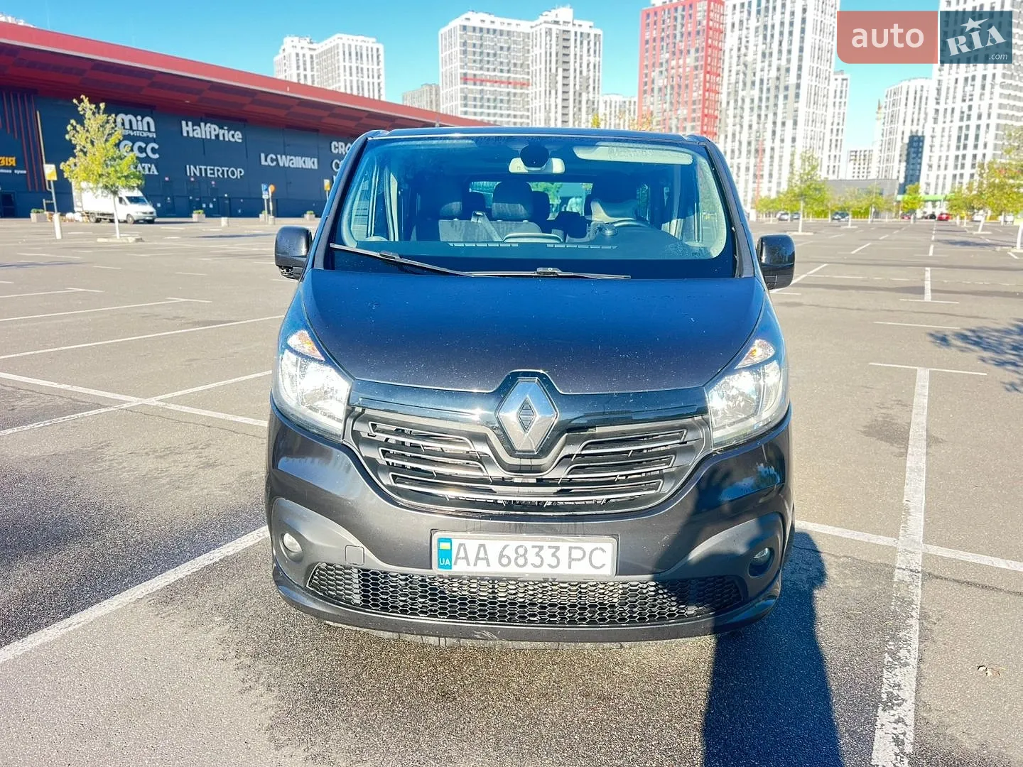 2016 Renault Trafic - мініатюра 23