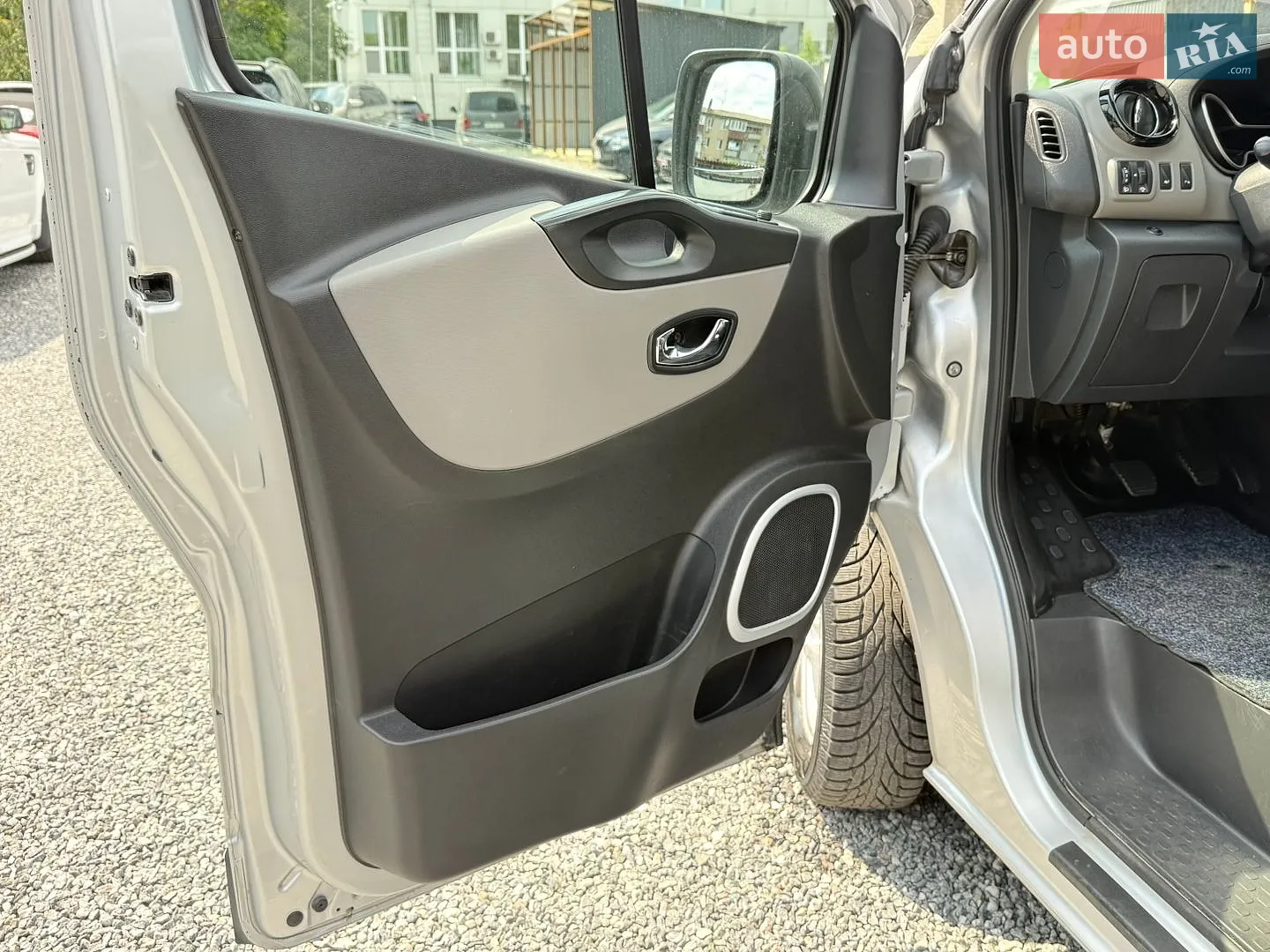2018 Renault Trafic - мініатюра 43