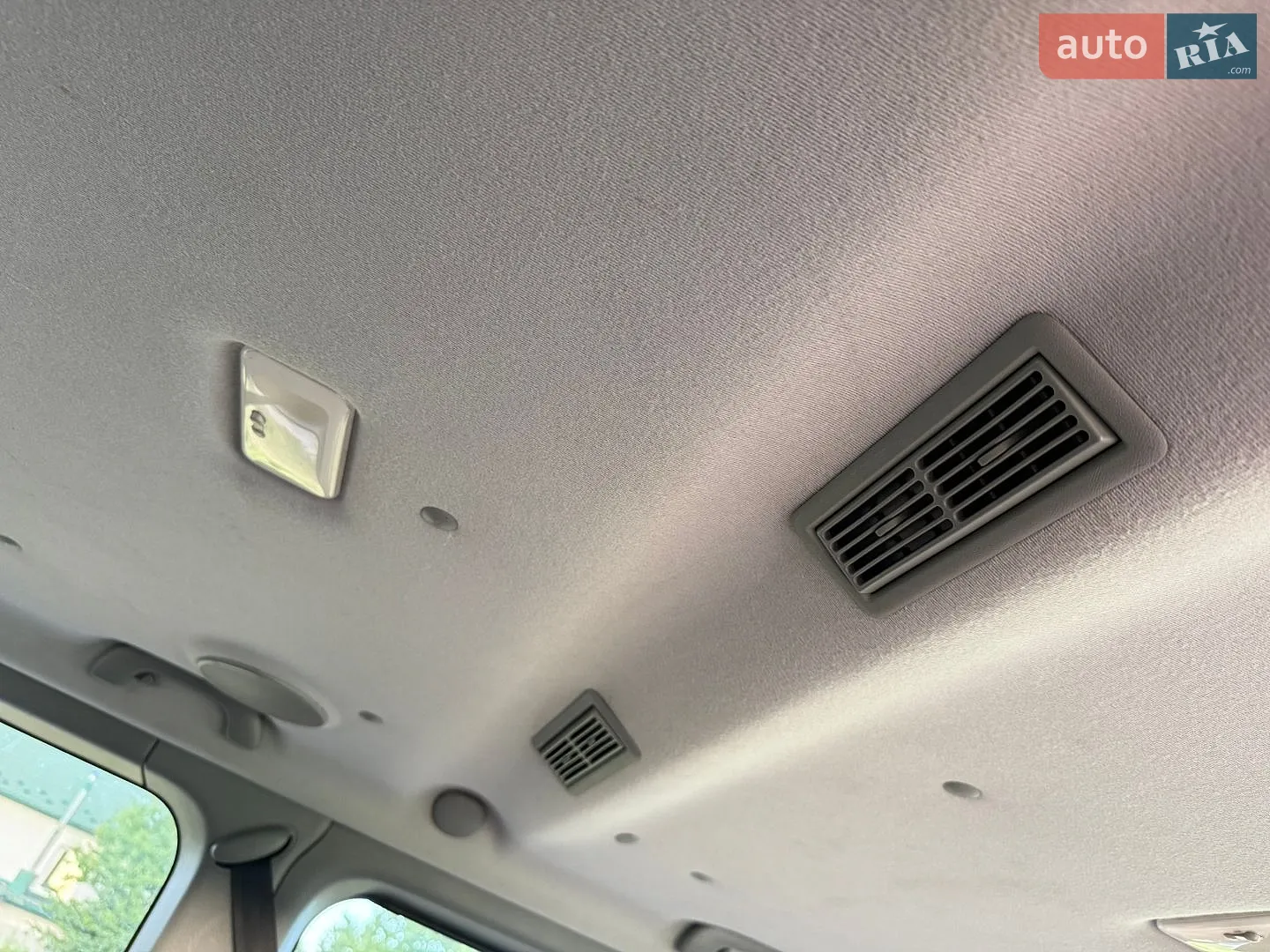 2012 Renault Trafic - мініатюра 43