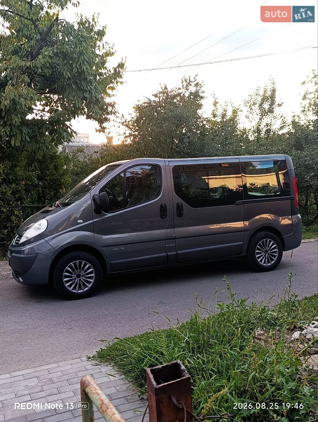 2012 Renault Trafic - мініатюра 12