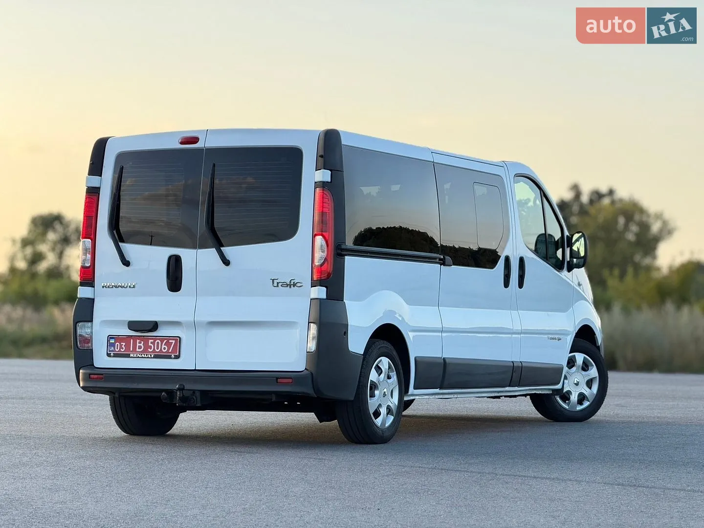 2011 Renault Trafic - мініатюра 11