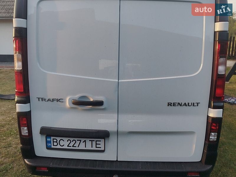 Грузовой фургон Renault Trafic 2018 в Львове