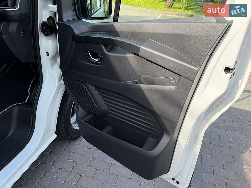 Мінівен Renault Trafic 2025 в Києві фото 36 Мінівен Renault Trafic 2025 в Києві