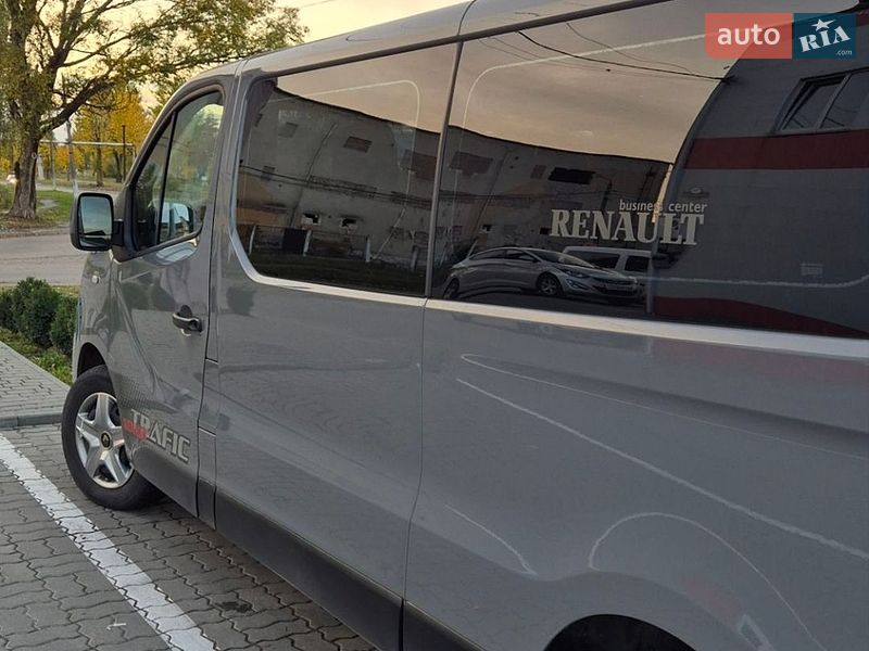 Минивэн Renault Trafic 2016 в Калуше фото 6 Минивэн Renault Trafic 2016 в Калуше