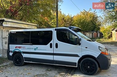 Минивэн Renault Trafic 2004 в Каменец-Подольском