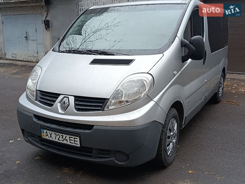 Мінівен Renault Trafic 2010 в Харкові