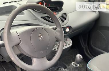 Купе Renault Twingo 2014 в 