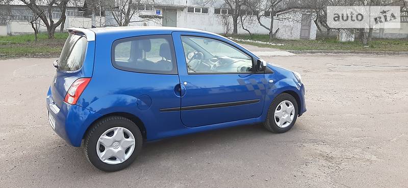 Купе Renault Twingo 2010 в Чернігові