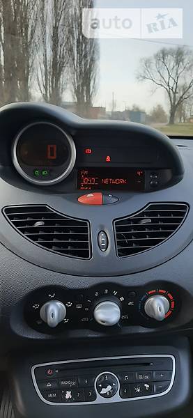 Купе Renault Twingo 2010 в Чернігові