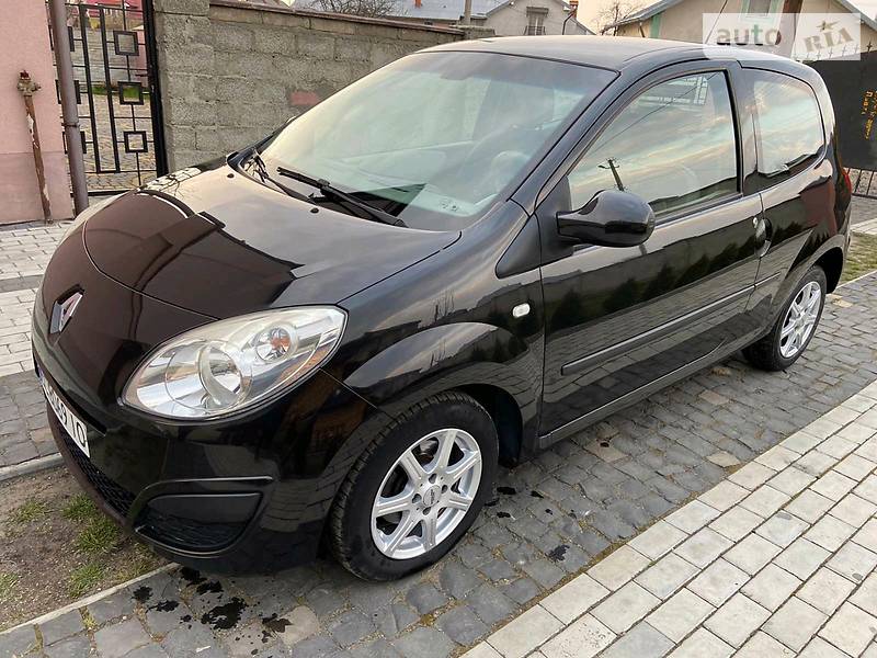 Хетчбек Renault Twingo 2008 в Стрию