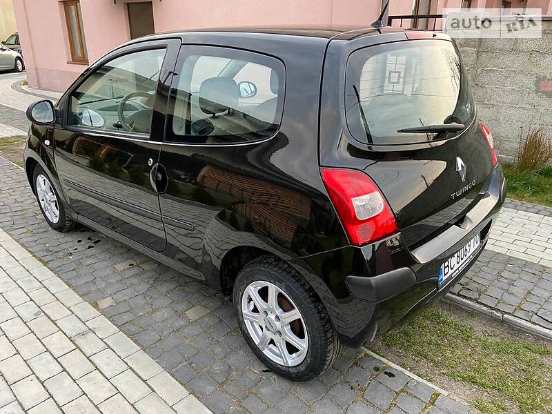 Хетчбек Renault Twingo 2008 в Стрию