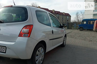 Хэтчбек Renault Twingo 2011 в Калуше