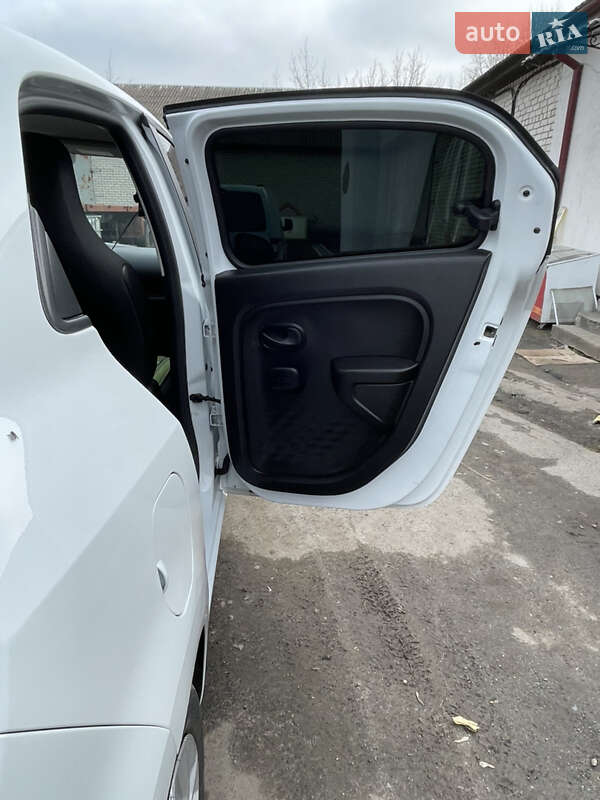 Хэтчбек Renault Twingo 2020 в Белогорье