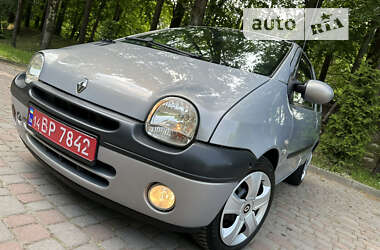 Хэтчбек Renault Twingo 2005 в 