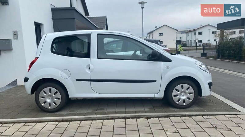 Хэтчбек Renault Twingo 2009 в Миргороде
