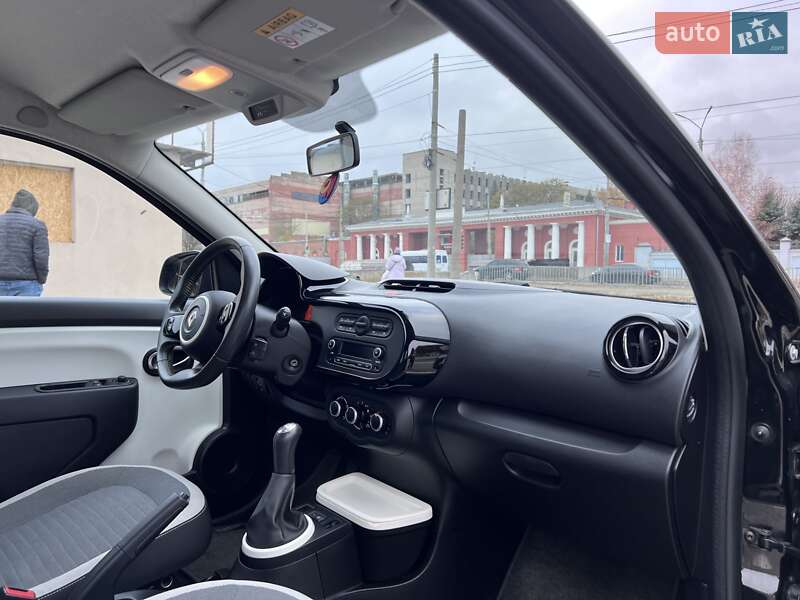 Хэтчбек Renault Twingo 2017 в Днепре