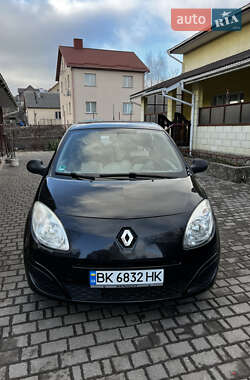 Хетчбек Renault Twingo 2008 в Рівному