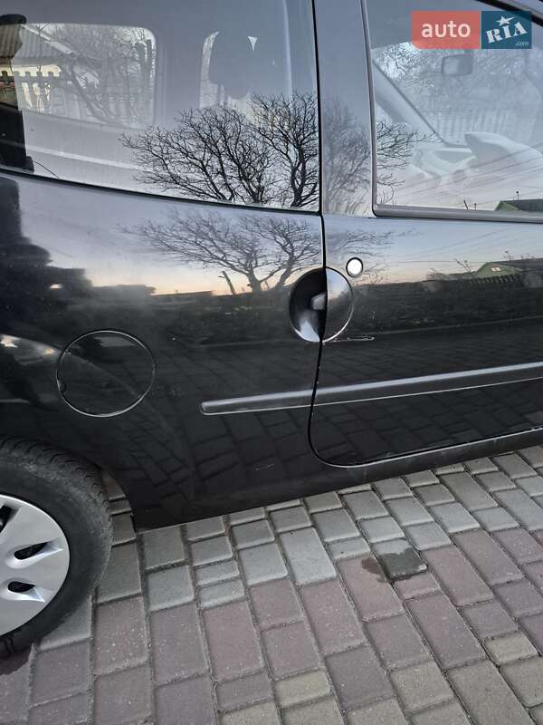 Хэтчбек Renault Twingo 2008 в Тараще