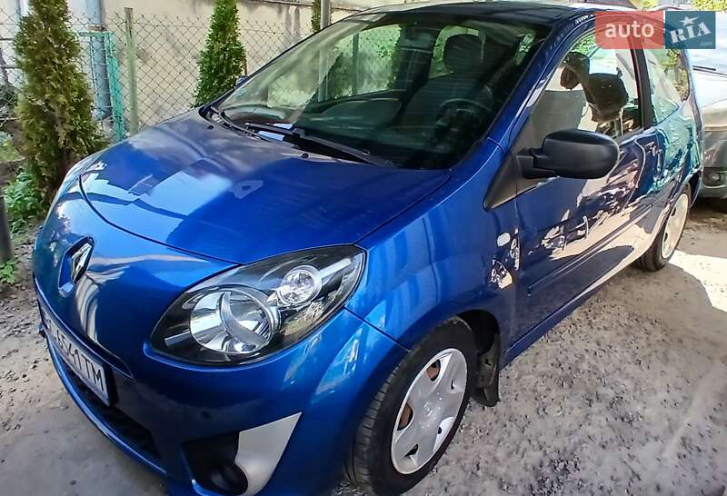 Хэтчбек Renault Twingo 2010 в Львове
