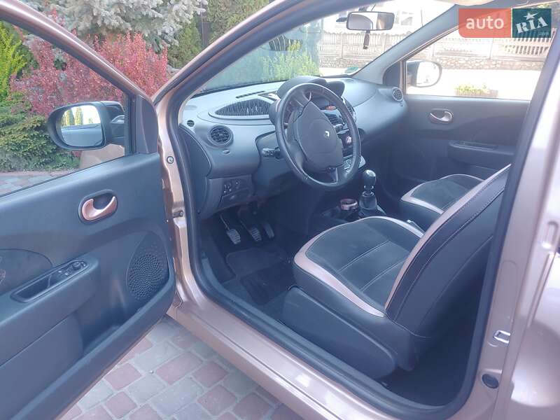 Хэтчбек Renault Twingo 2011 в Тернополе