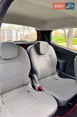 Хэтчбек Renault Twingo 2009 в 