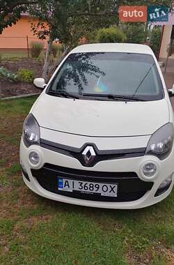 Хетчбек Renault Twingo 2012 в 