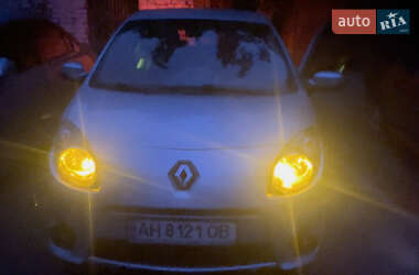 Хэтчбек Renault Twingo 2011 в 