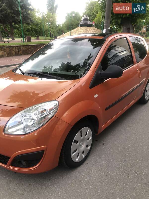 Хетчбек Renault Twingo 2008 в 