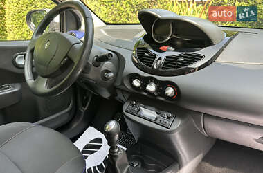 Хэтчбек Renault Twingo 2013 в 