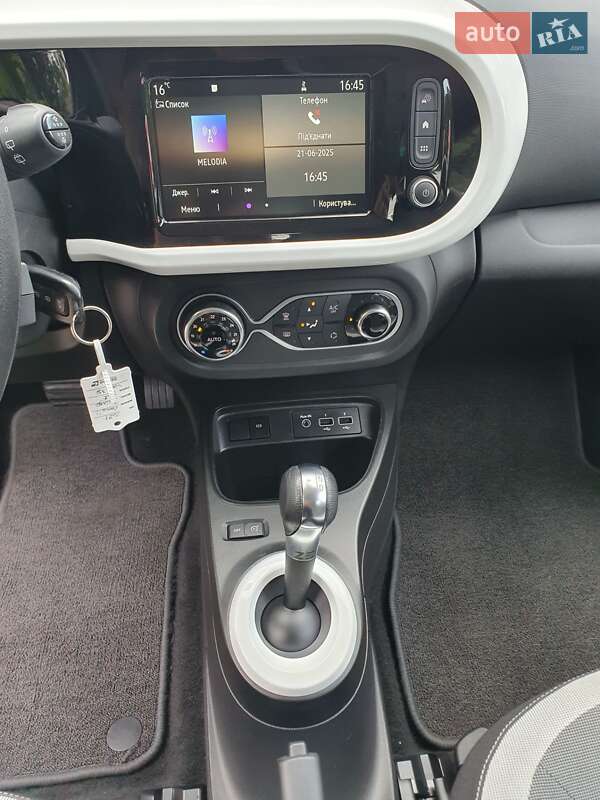 Хэтчбек Renault Twingo 2021 в Киеве