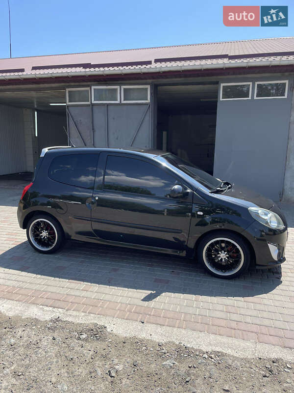 Хэтчбек Renault Twingo 2009 в Измаиле
