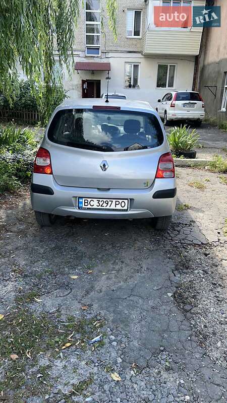 Хэтчбек Renault Twingo 2007 в Золочеве фото 3 Хэтчбек Renault Twingo 2007 в Золочеве