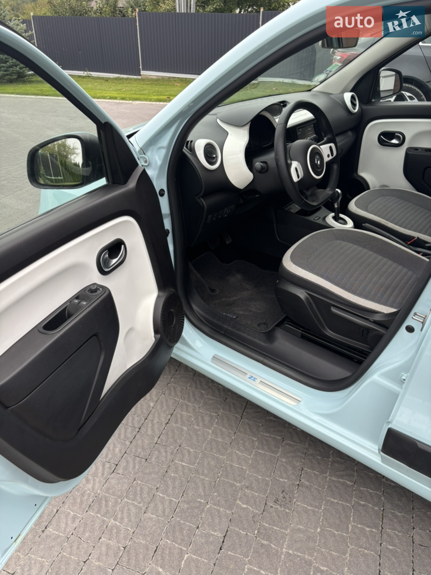 2020 Renault Twingo - мініатюра 13