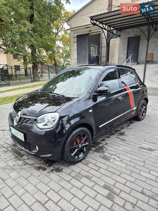 Хэтчбек Renault Twingo 2021 в 