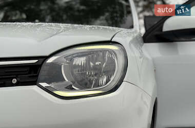 Хэтчбек Renault Twingo 2022 в 