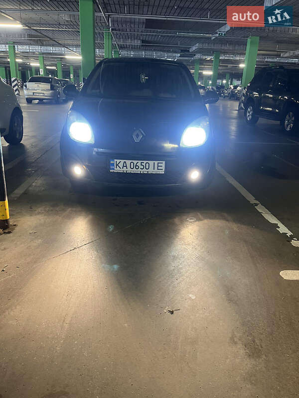 Хетчбек Renault Twingo 2008 в Києві фото 8 Хетчбек Renault Twingo 2008 в Києві