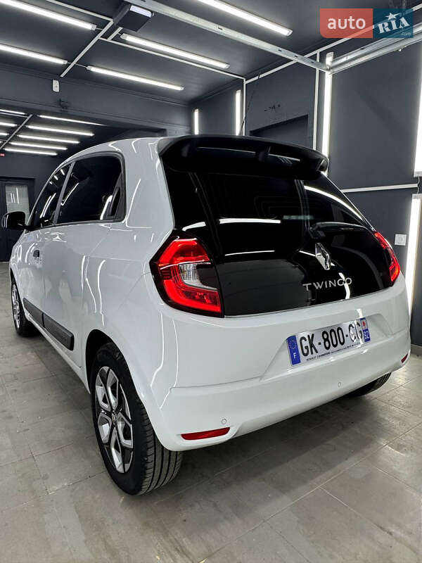 Хэтчбек Renault Twingo 2022 в Коломые фото 40 Хэтчбек Renault Twingo 2022 в Коломые