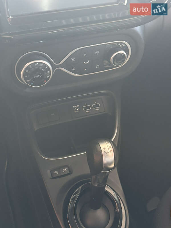 Хэтчбек Renault Twingo 2022 в Тернополе