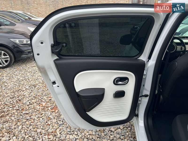 Хэтчбек Renault Twingo 2022 в Коломые фото 13 Хэтчбек Renault Twingo 2022 в Коломые