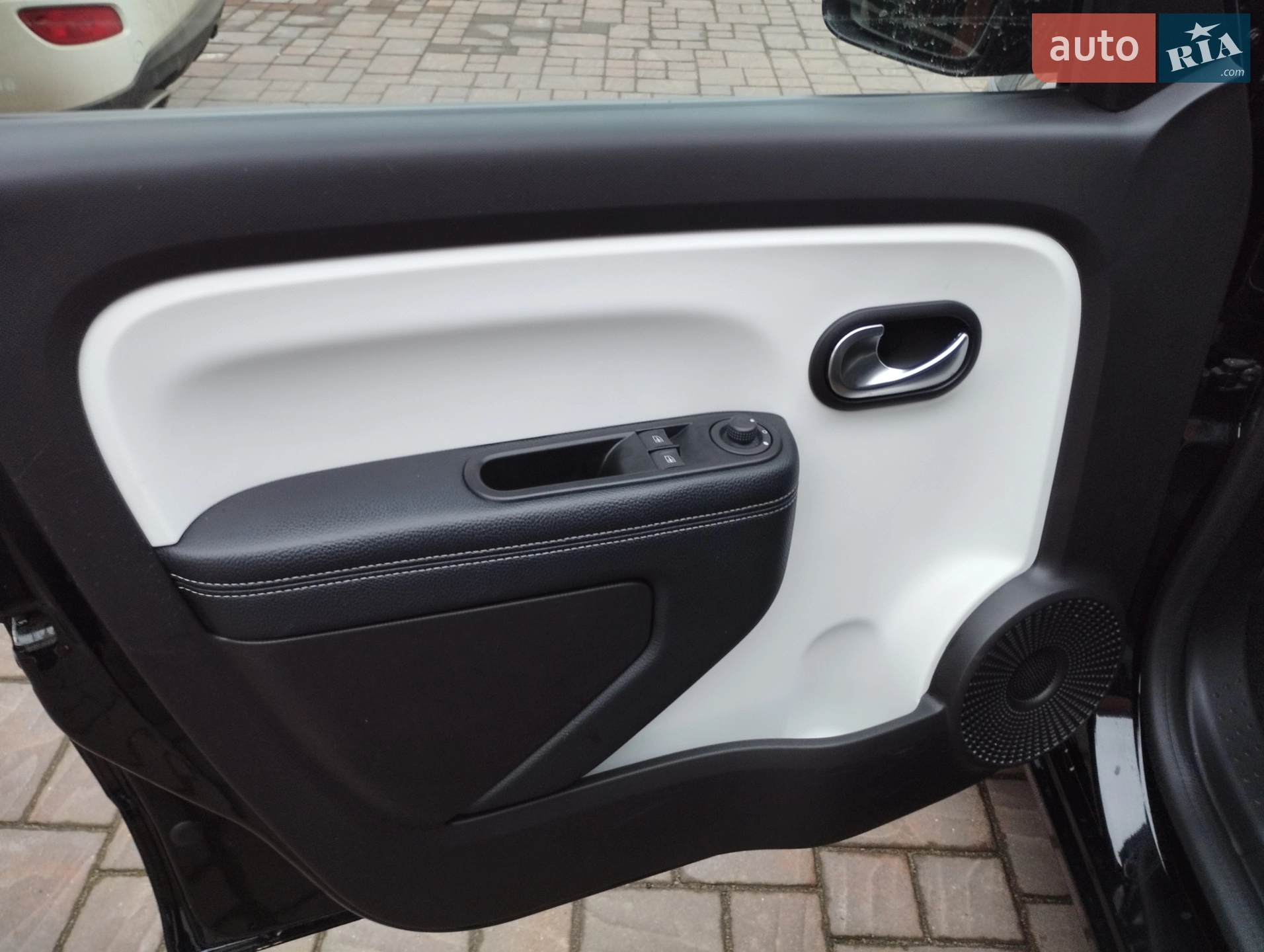 2021 Renault Twingo - мініатюра 11