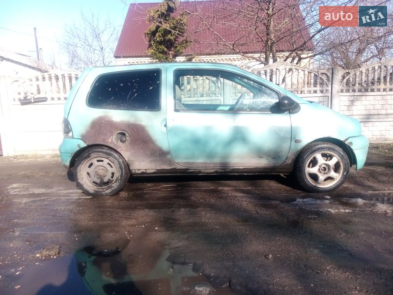 Хэтчбек Renault Twingo 1999 в Бабинцам