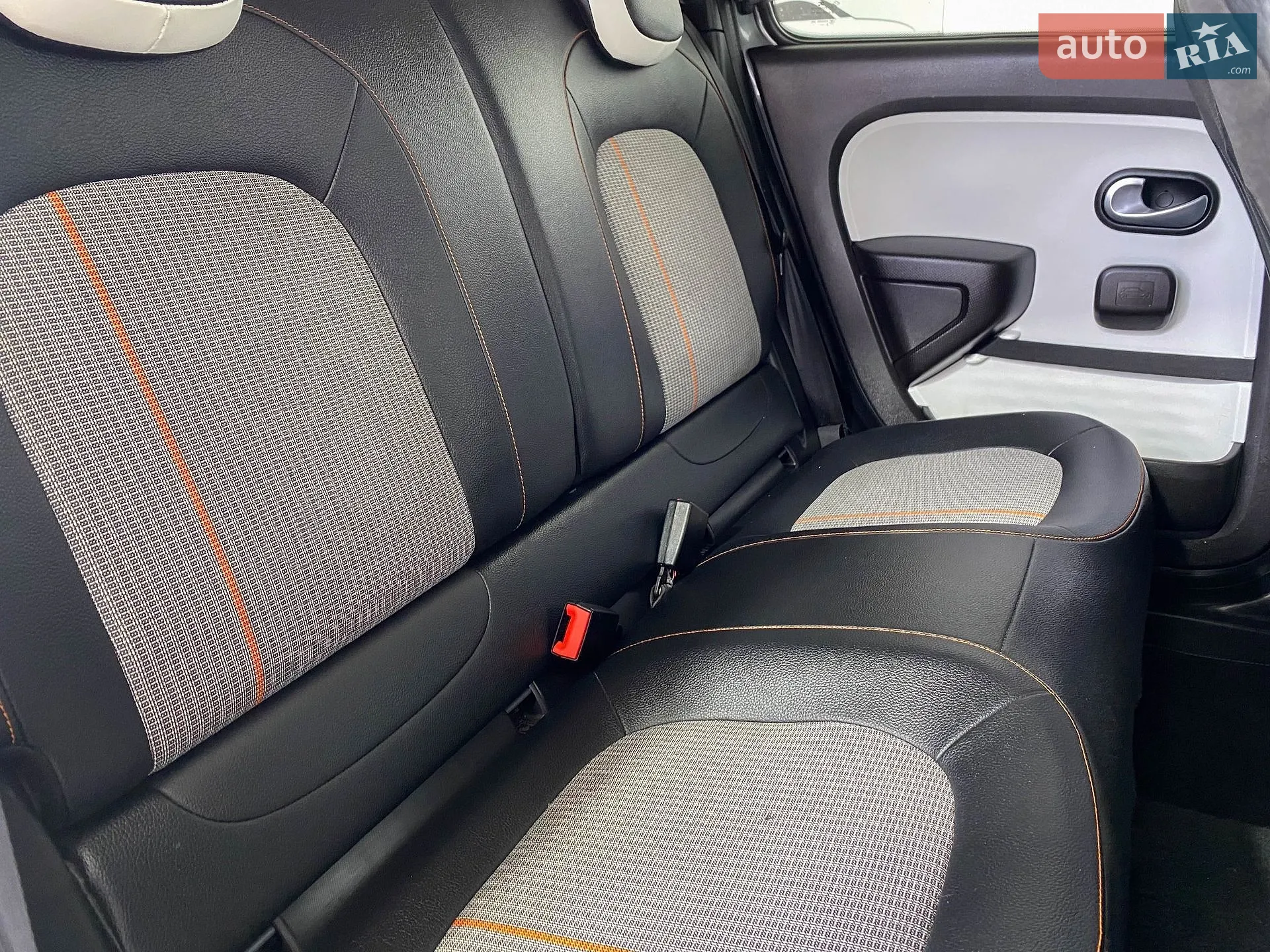 2020 Renault Twingo - мініатюра 12