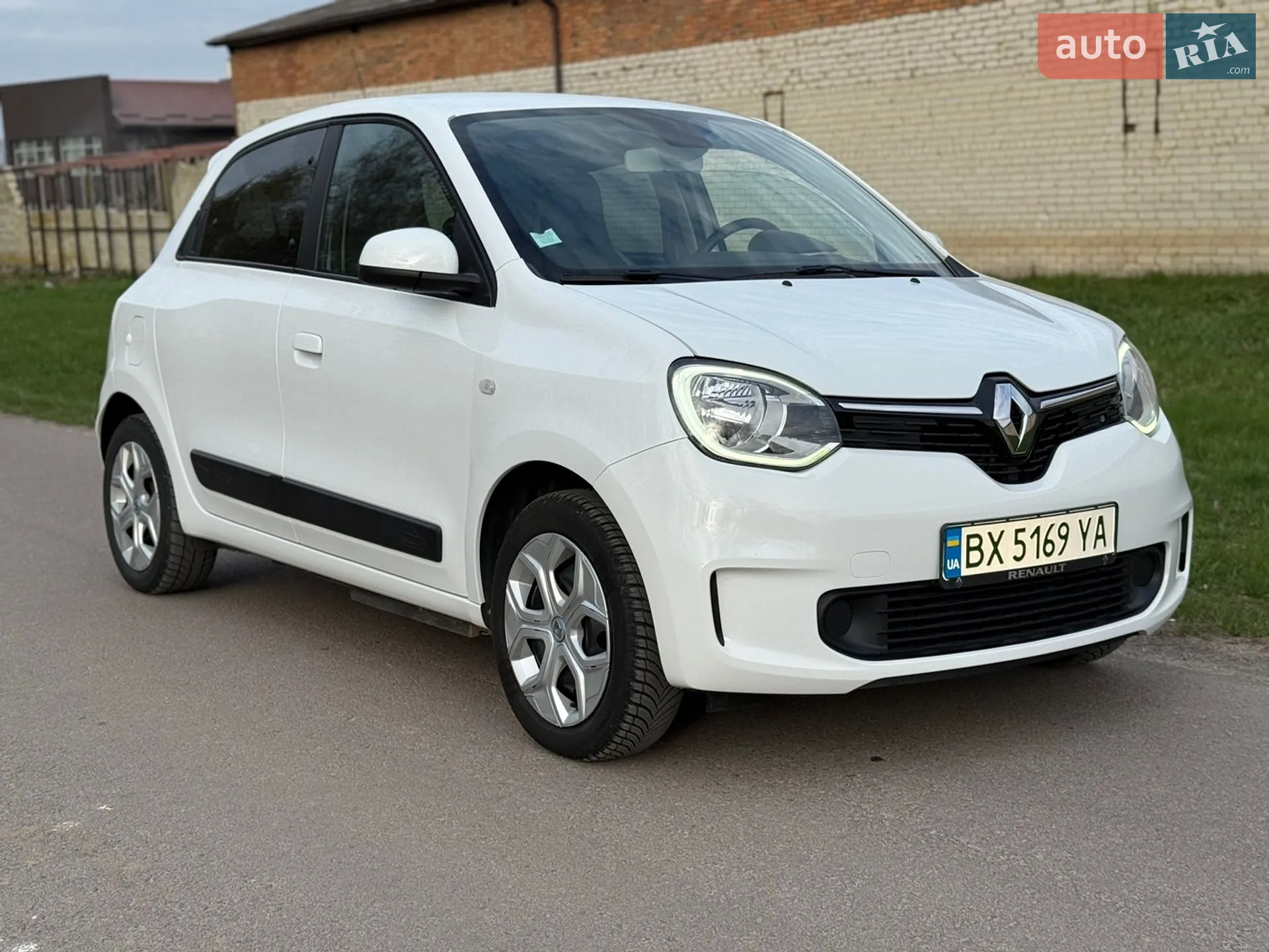 2022 Renault Twingo - мініатюра 2