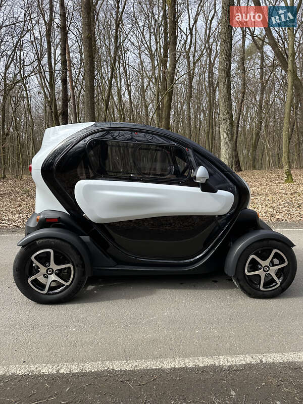 Хетчбек Renault Twizy Z.E. 2017 в Луцьку