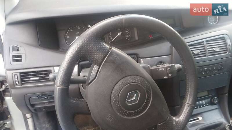 Хэтчбек Renault Vel Satis 2002 в Черноморске фото 7 Хэтчбек Renault Vel Satis 2002 в Черноморске