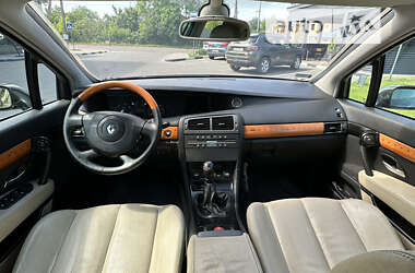 Хэтчбек Renault Vel Satis 2004 в 