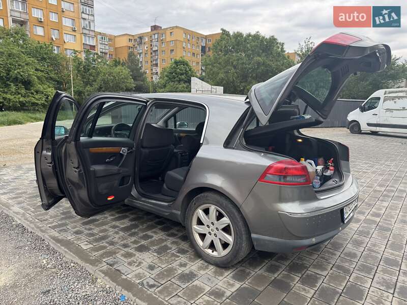 Хэтчбек Renault Vel Satis 2004 в Ужгороде