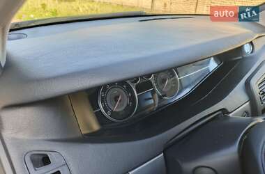 Хэтчбек Renault Vel Satis 2002 в 