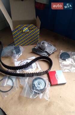 Хэтчбек Renault Vel Satis 2002 в 